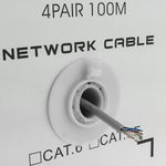 Bobina de cable de red ethernet Cat. 6 UTP de 100 m flexible de color gris - LM06300 - 03