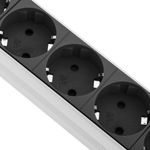 Regleta de enchufes de PVC para armario rack 19” 1U con 6 Schuko negros carcasa gris e interruptor tipo B - RE12601 - 04